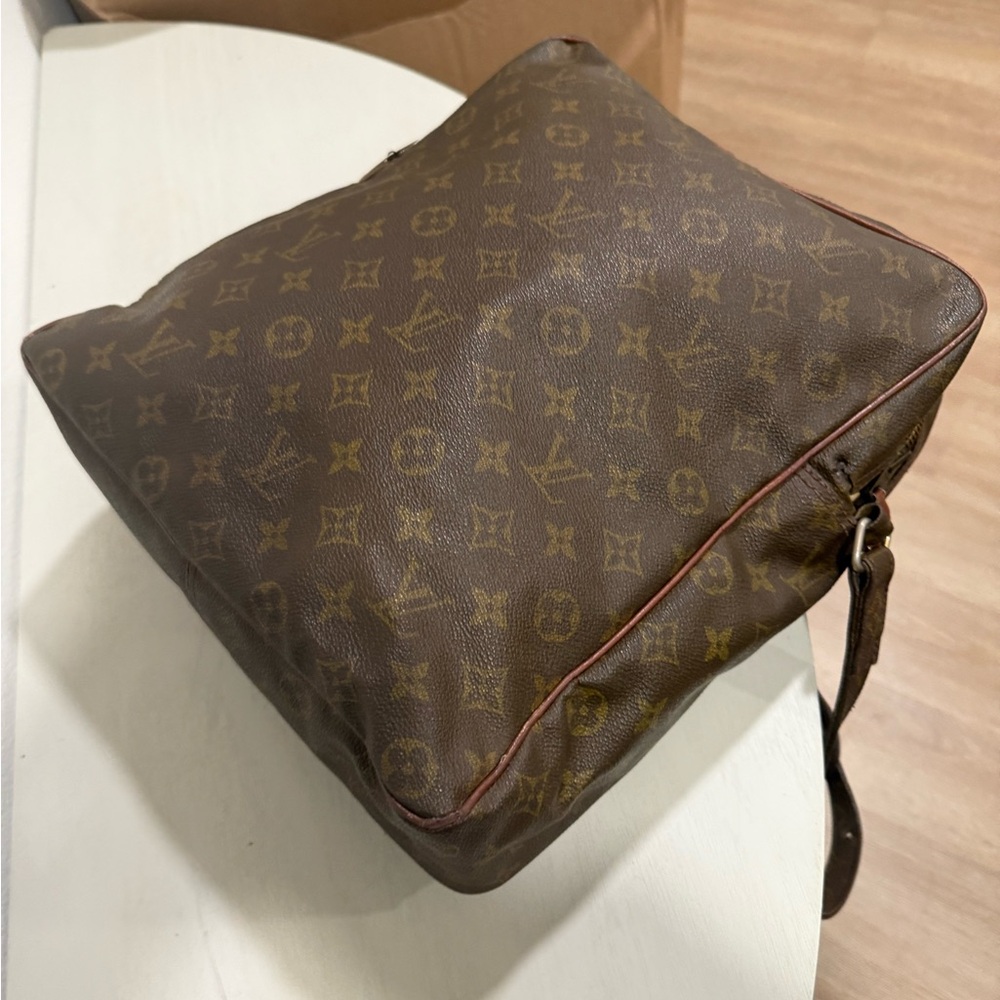 Vintage LOUIS VUITTON Marceau Large Monogram Messenger Shoulder Bag Auth V23865 - Picture 8 of 15
